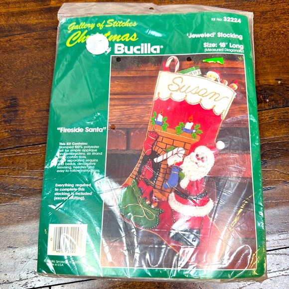 Vintage BUCILLA Felt Christmas 18" Stocking Kit FIRESIDE SANTA 32224 Jeweled NEW - Picture 1 of 5